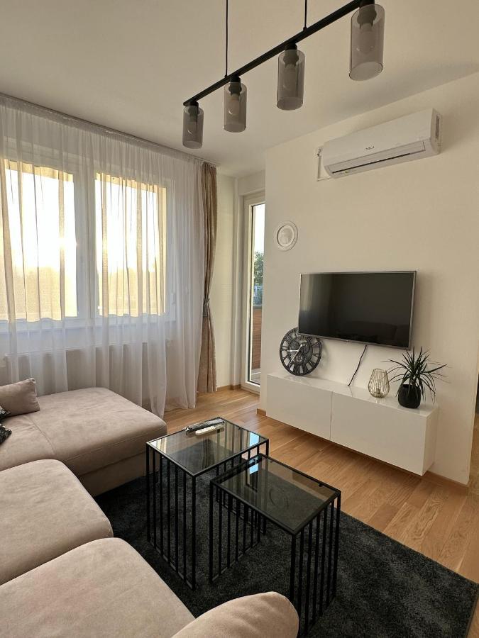 Apartman Ema Баня-Лука Экстерьер фото